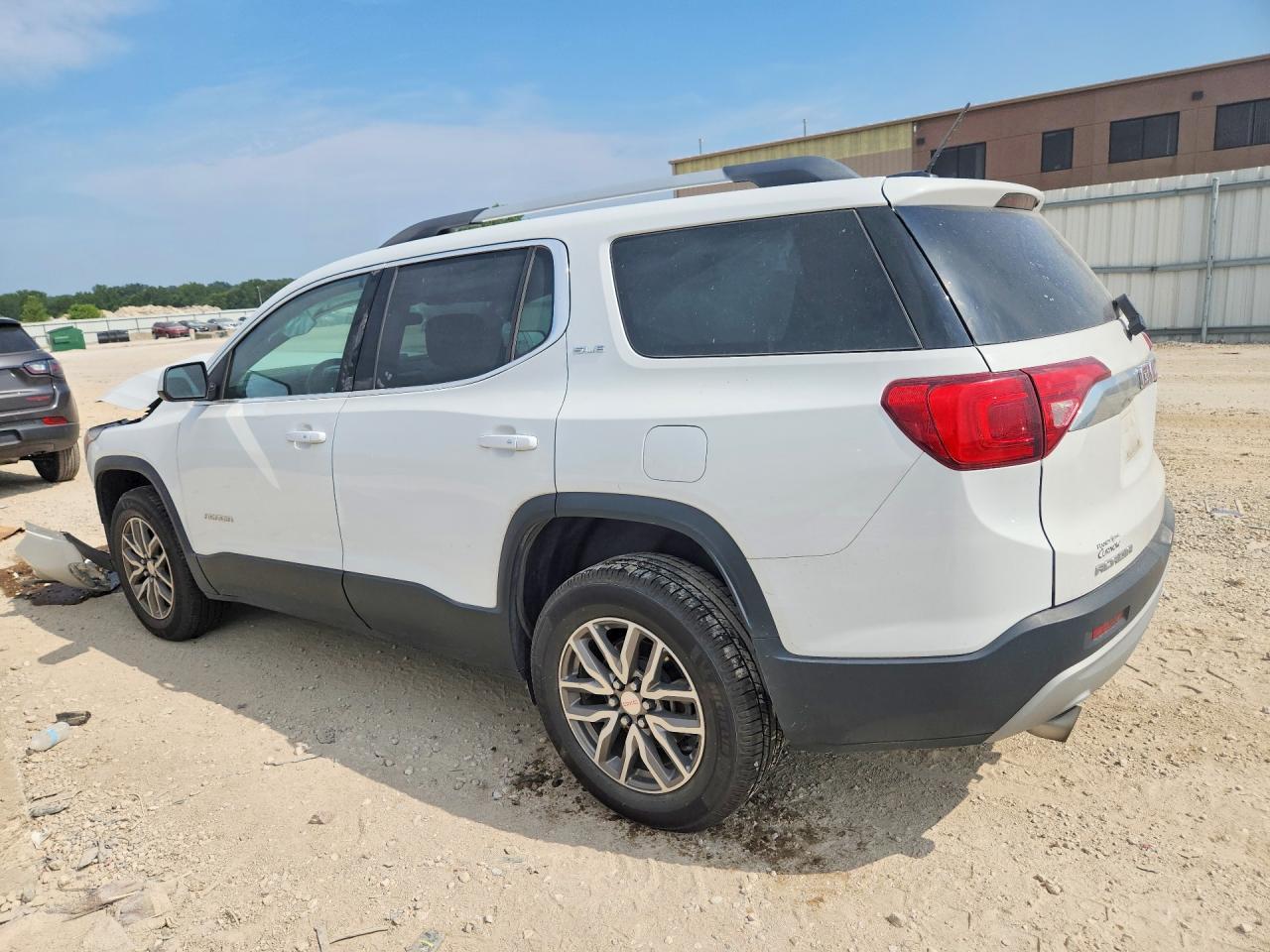 2019 GMC Acadia Sle - Image 2