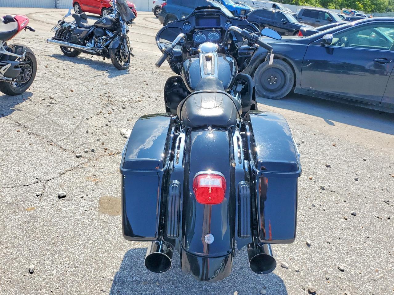 2022 Harley-Davidson Fltrk - Фото 4