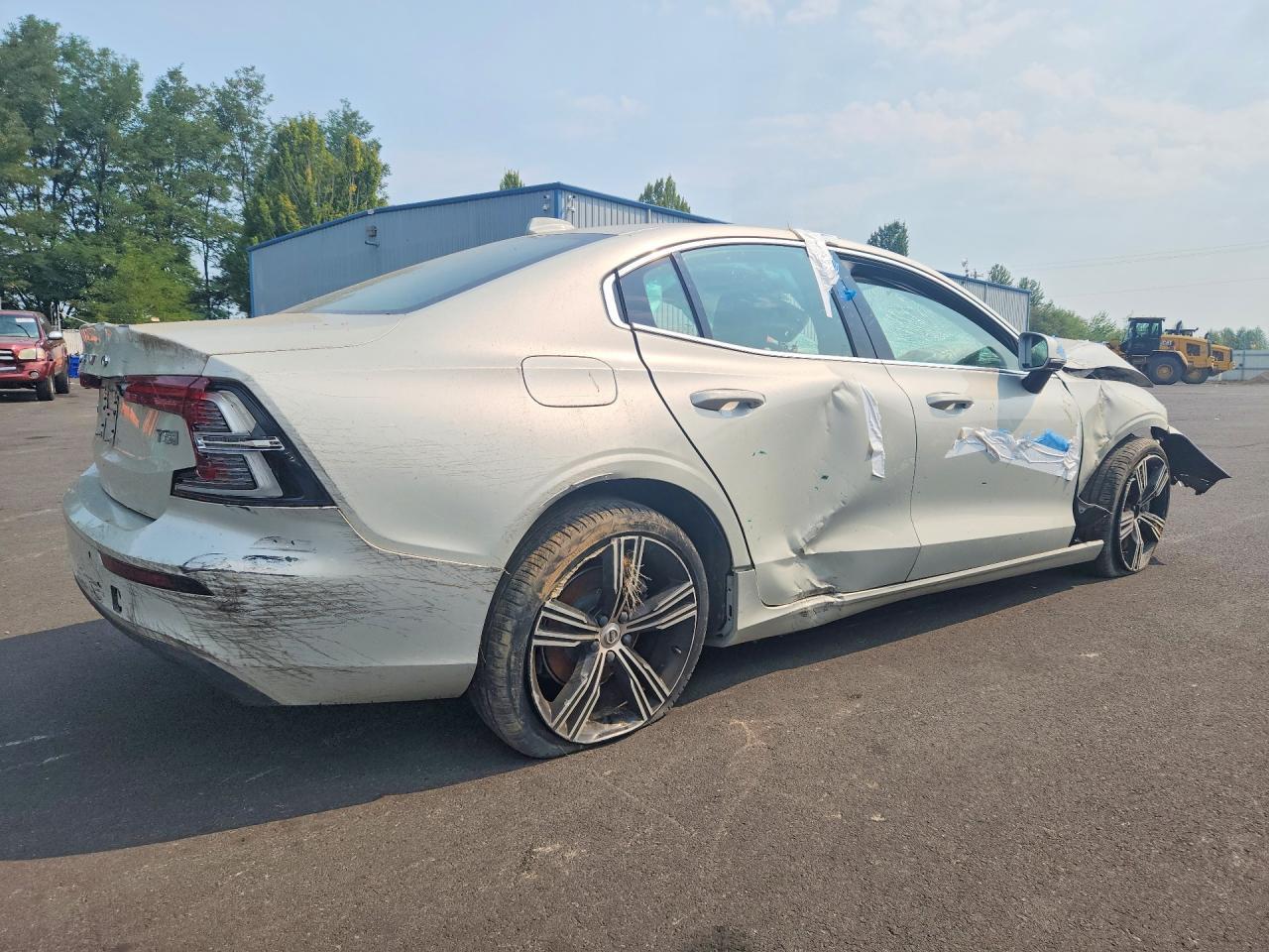 2019 Volvo S60 T5 Inscription - Image 3