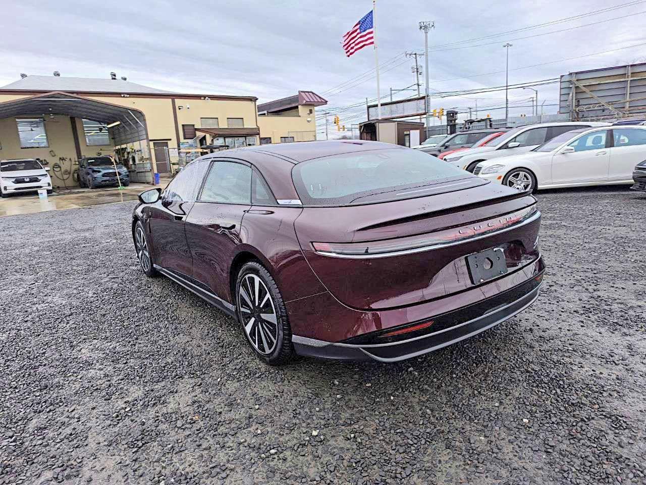 2026 Lucid Motors Air Touring - Фото 2