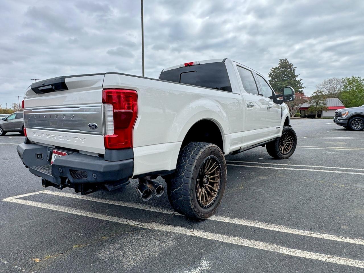 2019 Ford F250 Super Duty - Image 4