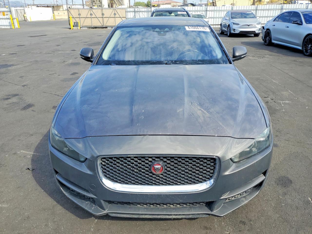 2017 Jaguar Xe Prestige - Image 5