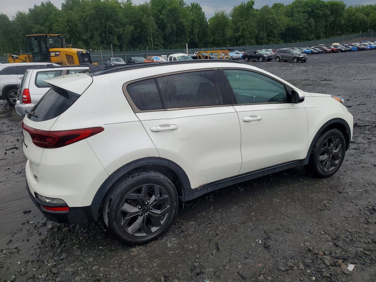 2022 Kia Sportage S - Image 3