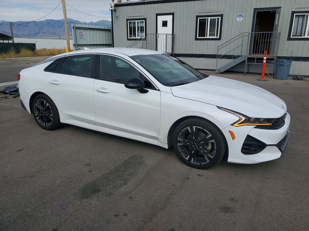 2023 Kia K5 Gt Line - Image 4
