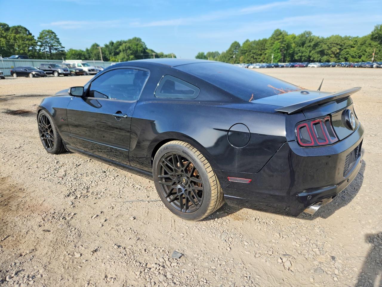 2013 Ford Mustang Gt - Фото 2