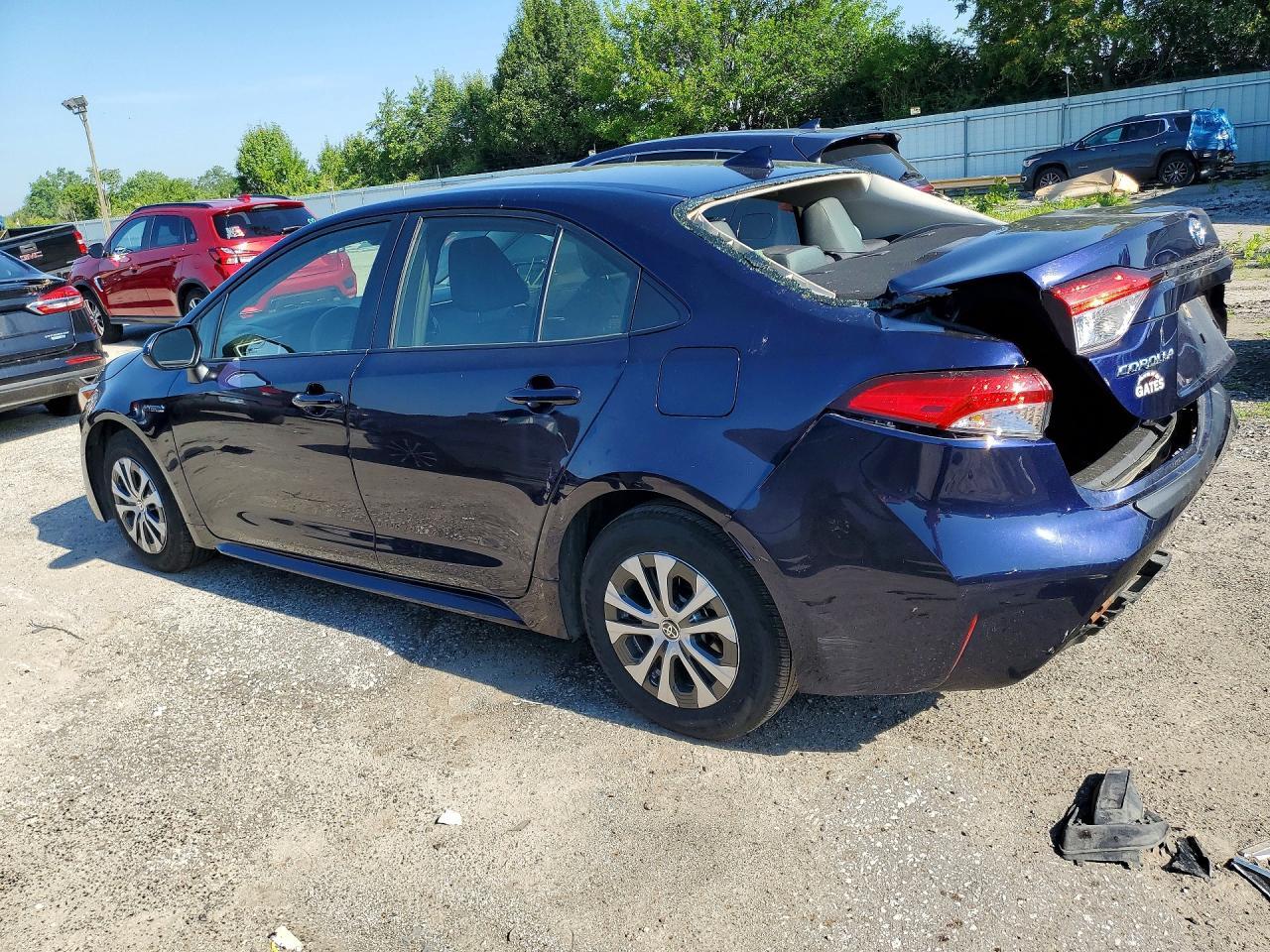 2021 Toyota Corolla Le - Image 2