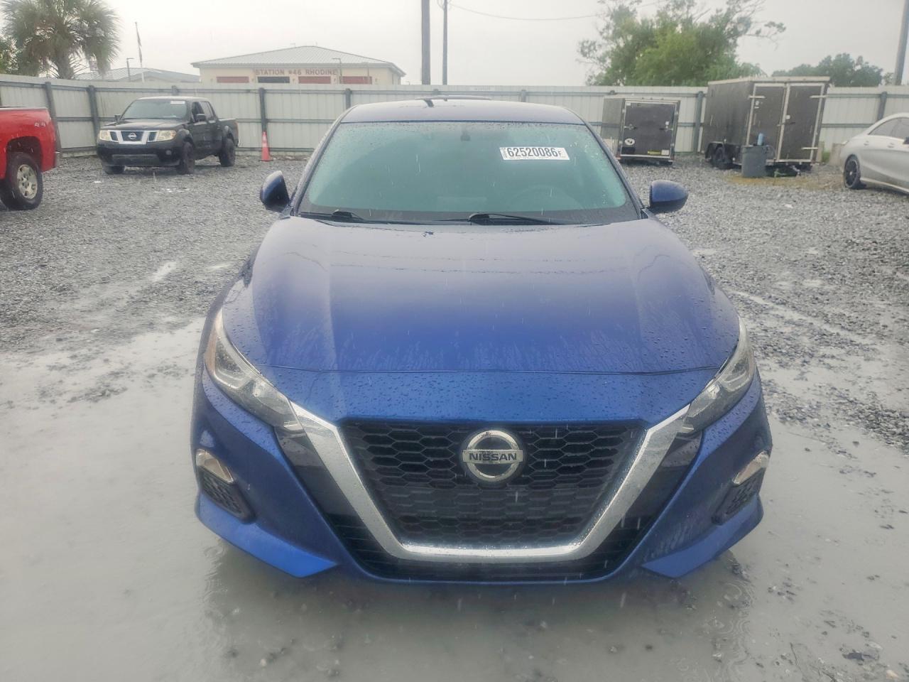 2020 Nissan Altima S - Фото 5