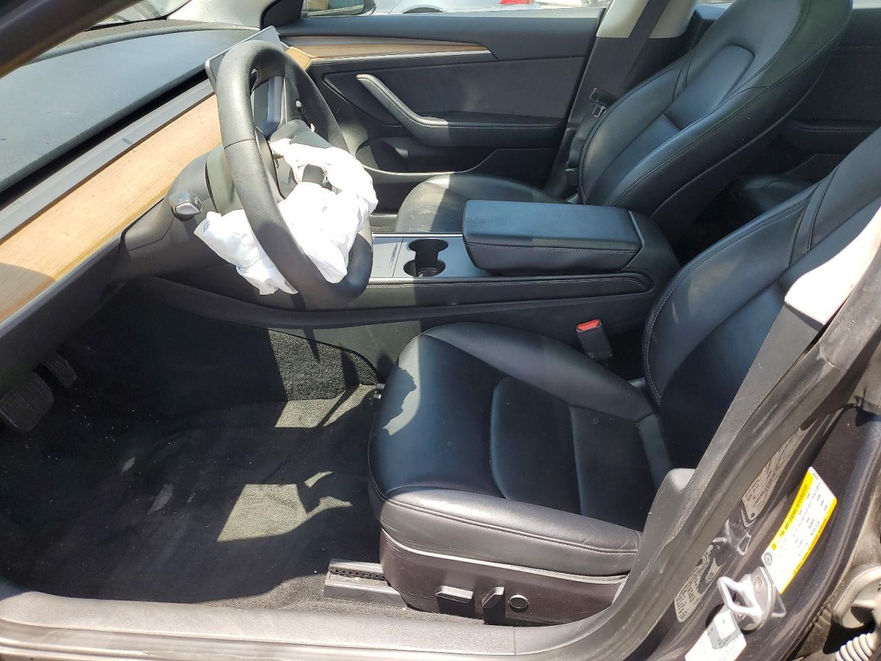 2023 Tesla Model 3 - Фото 7