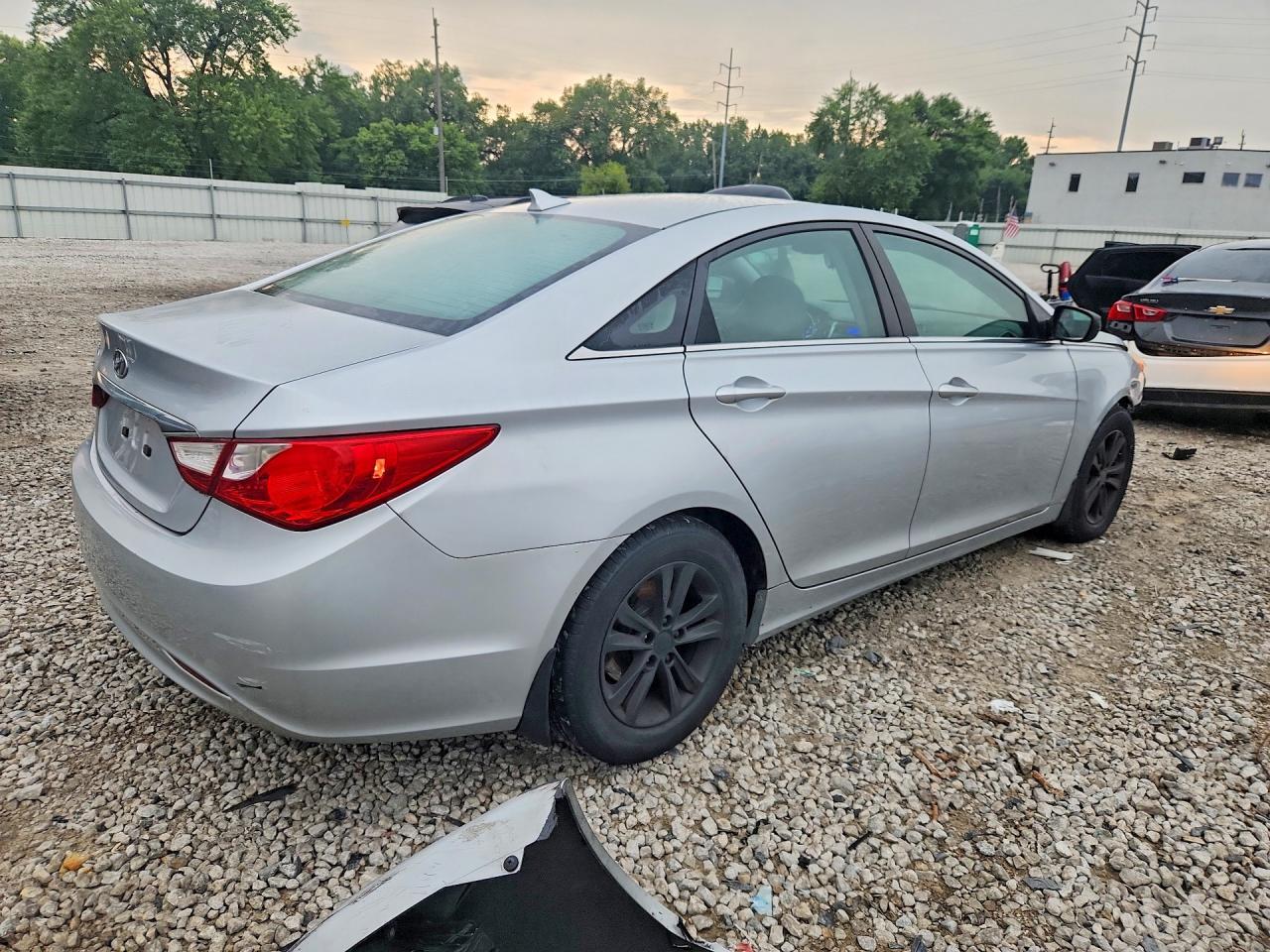 2013 Hyundai Sonata Gls - Фото 3