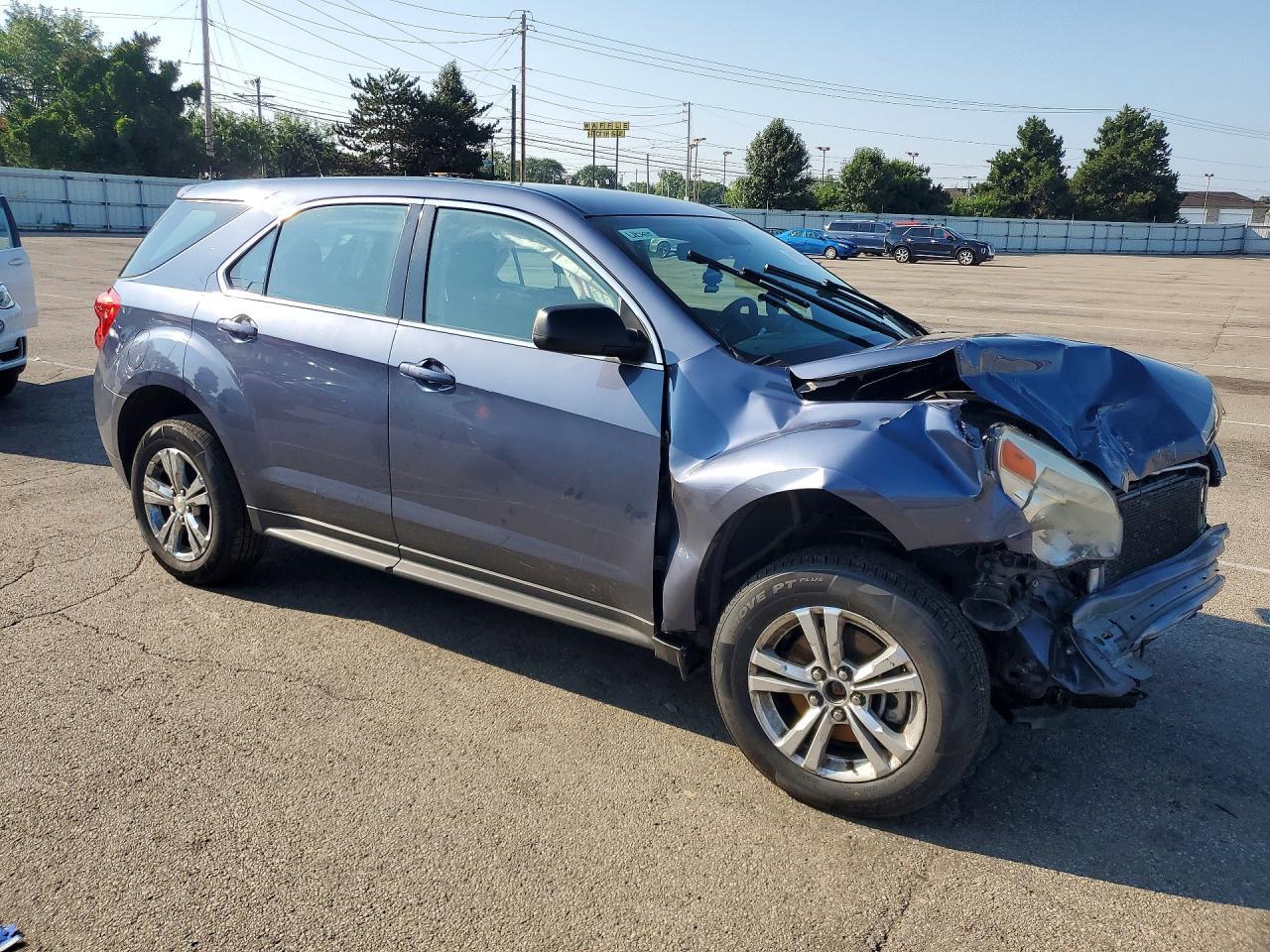 2014 Chevrolet Equinox Ls - Image 4
