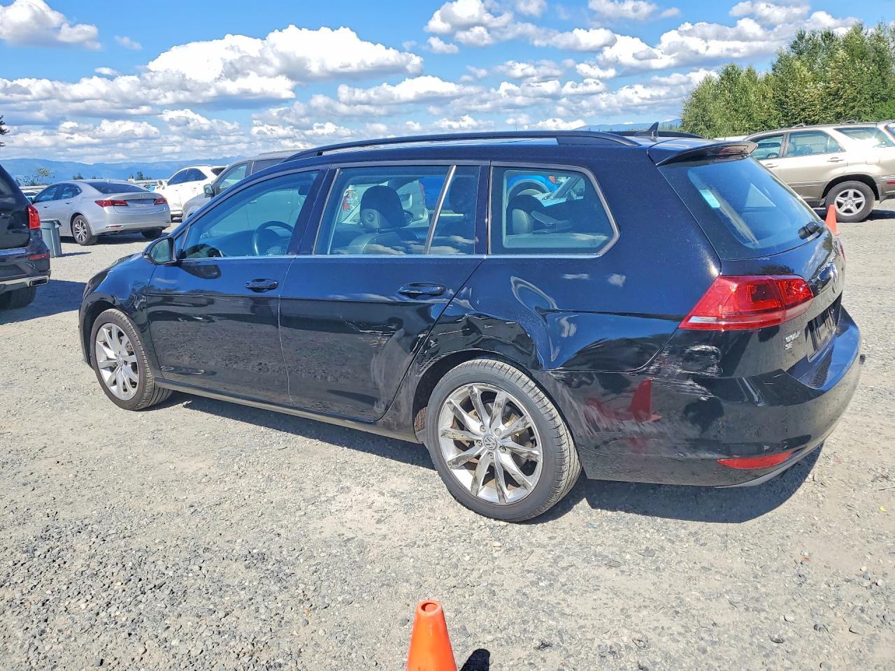2016 Volkswagen Golf Sportwagen S - Фото 2