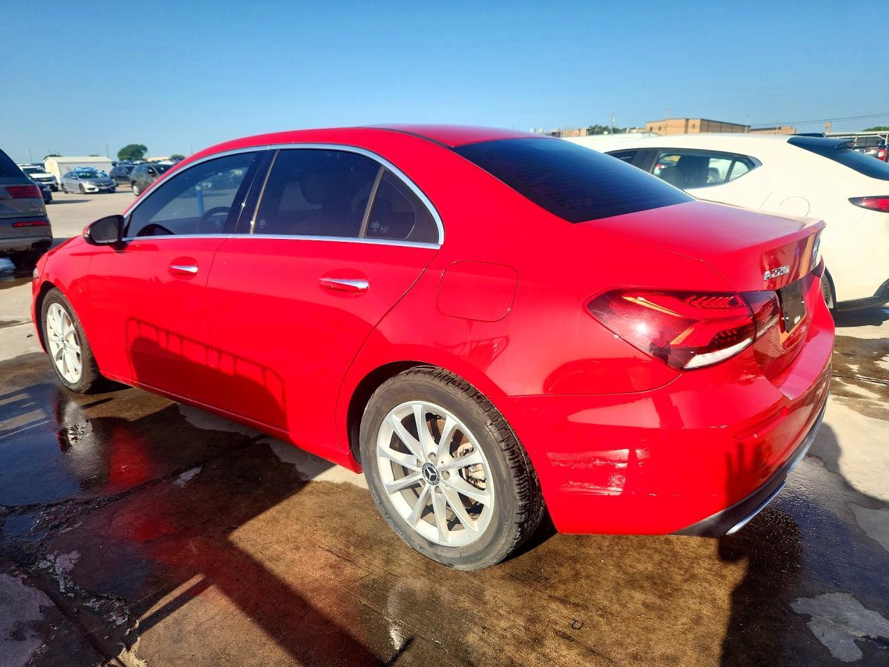 2019 Mercedes-Benz A 220 - Фото 2