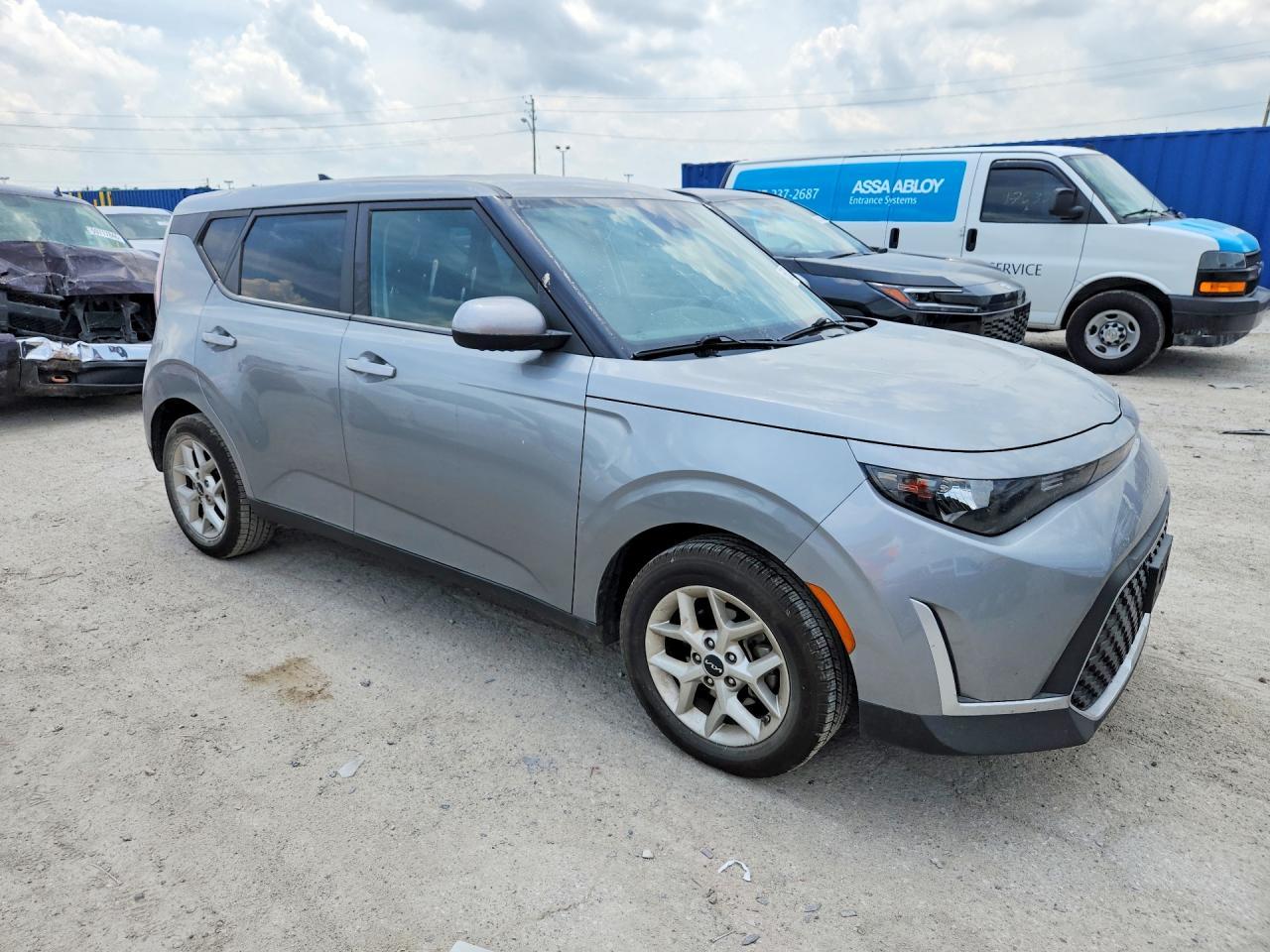 2023 Kia Soul Lx - Фото 4