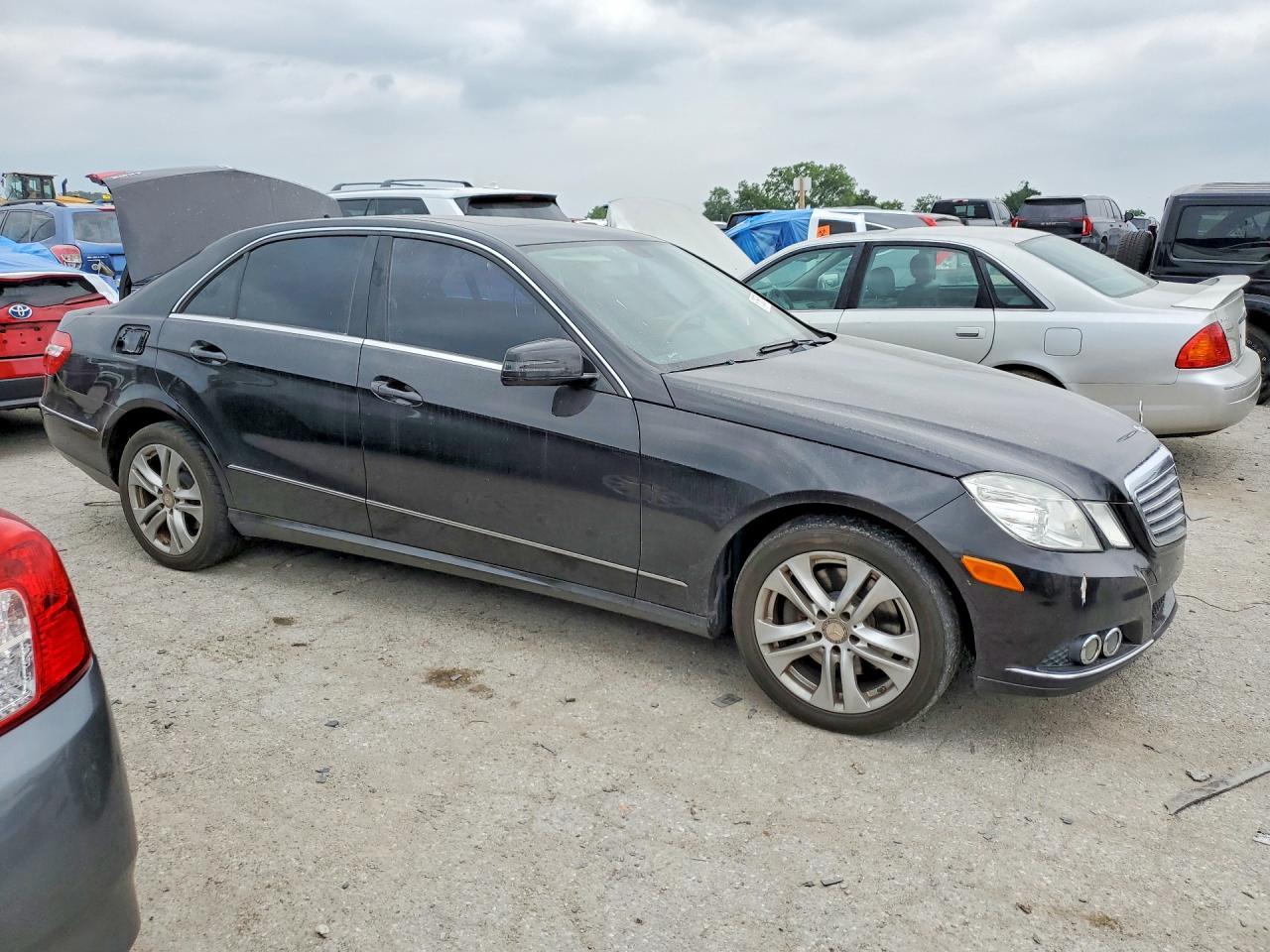 2011 Mercedes-Benz E 350 4Matic - Image 4