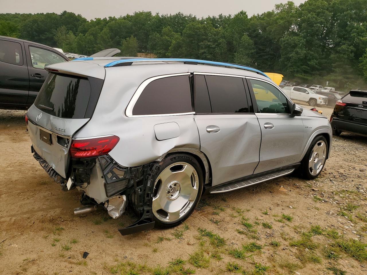 2026 Mercedes-Benz Gls 63 Amg 4Matic - Image 3