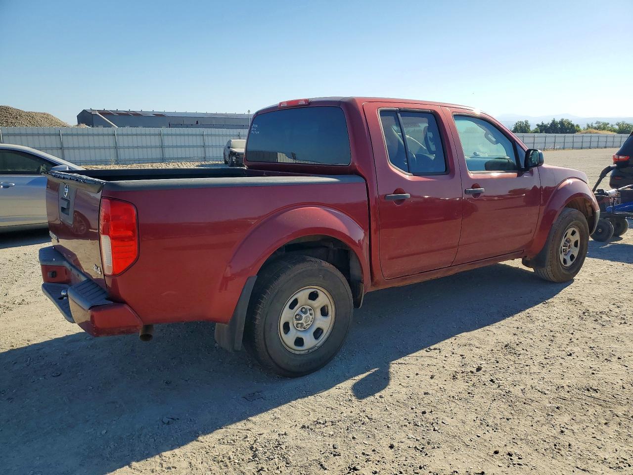 2018 Nissan Frontier S - Image 3