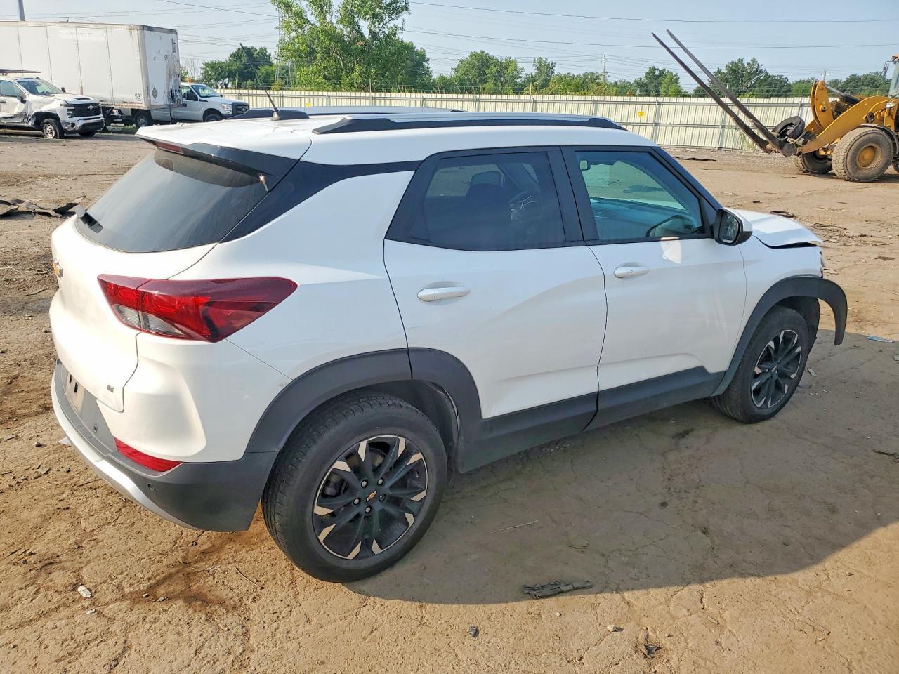 2021 Chevrolet Trailblazer Lt - Фото 3