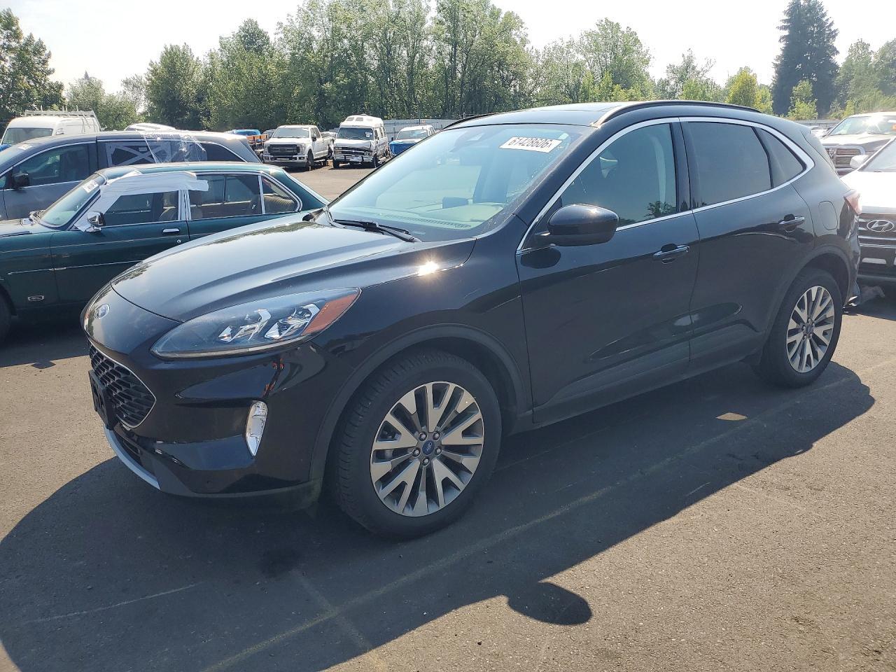 2022 Ford Escape Titanium