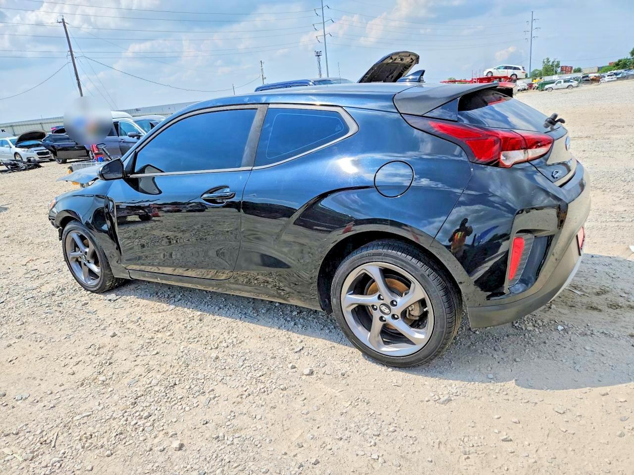 2019 Hyundai Veloster 2.0L - Фото 2