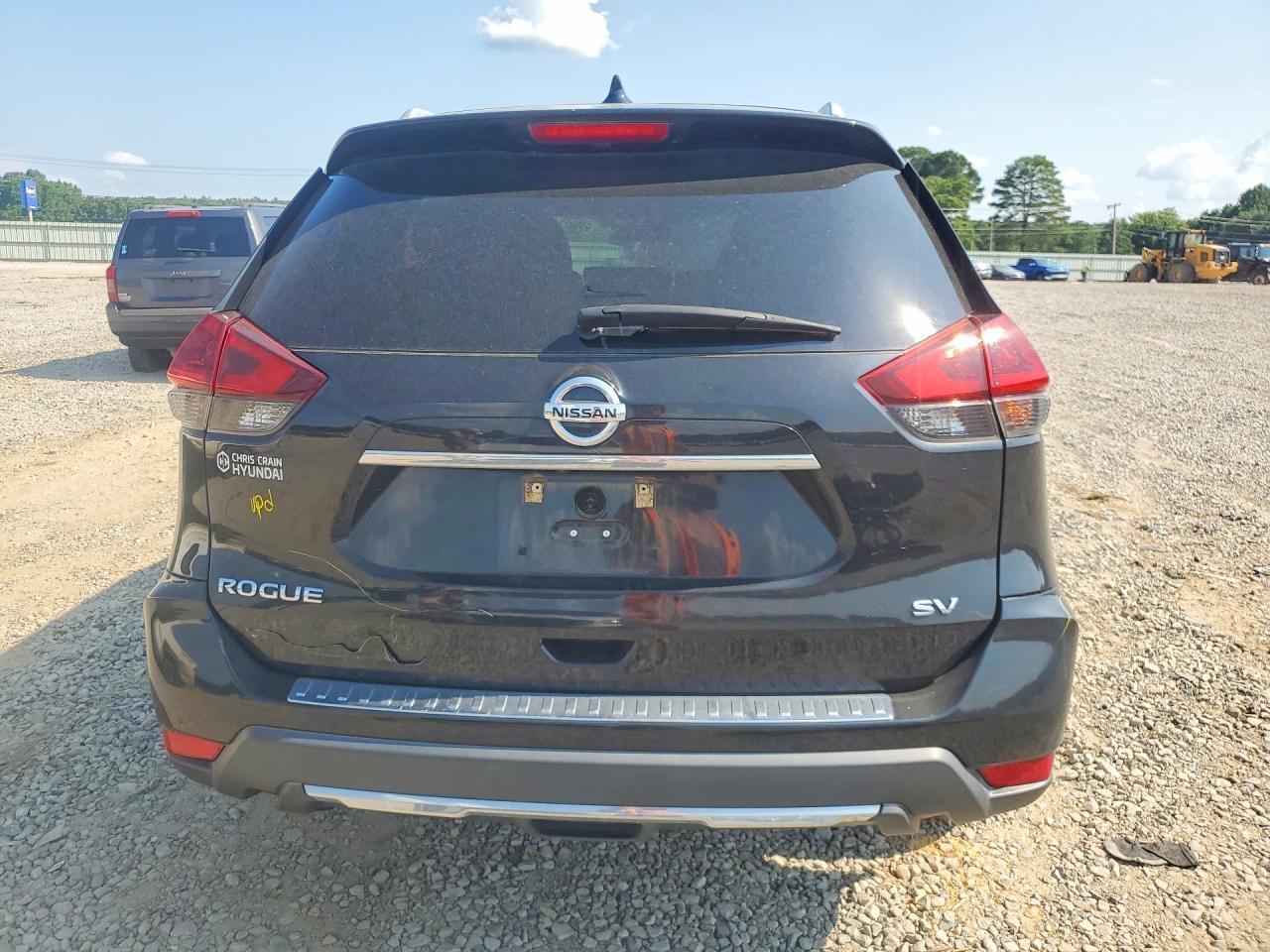 2018 Nissan Rogue Sv - Image 6