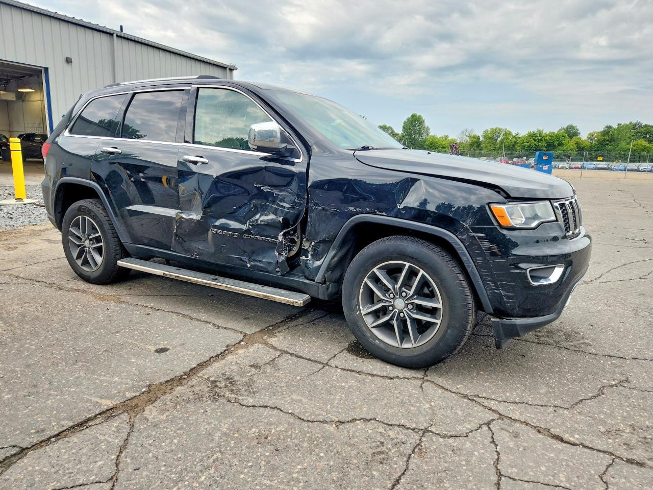 2018 Jeep Grand Cherokee Limited - Image 4