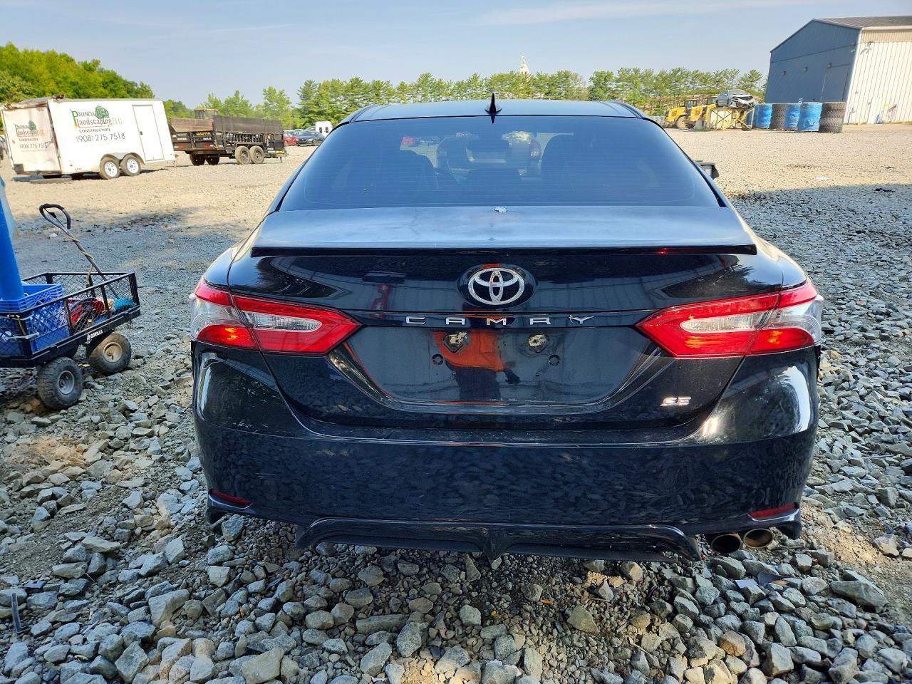 2019 Toyota Camry Se - Фото 6