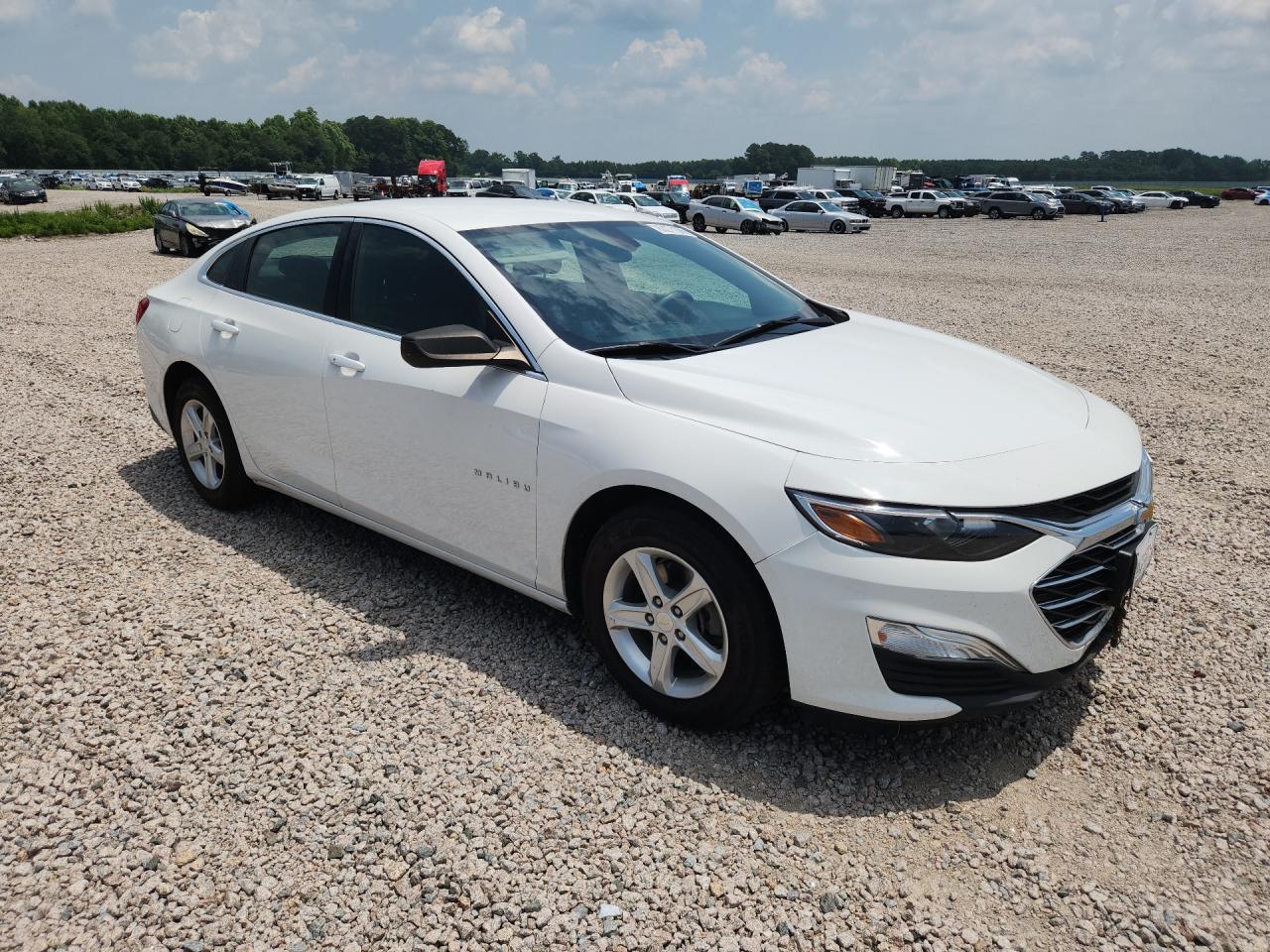 2020 Chevrolet Malibu Ls - Image 4