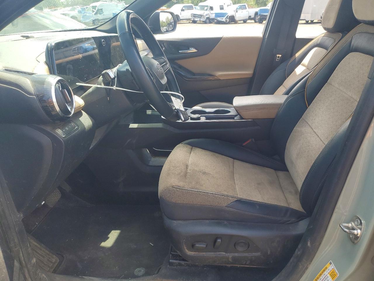 2025 Chevrolet Equinox Activ - Image 7