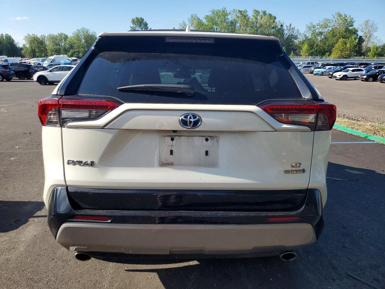 2022 Toyota Rav4 Se - Фото 6