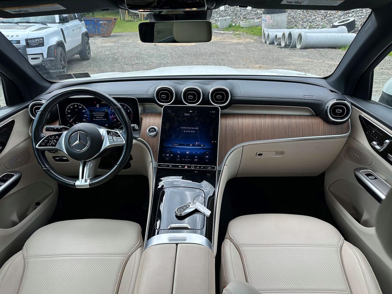2024 Mercedes-Benz Glc 300 - Image 6