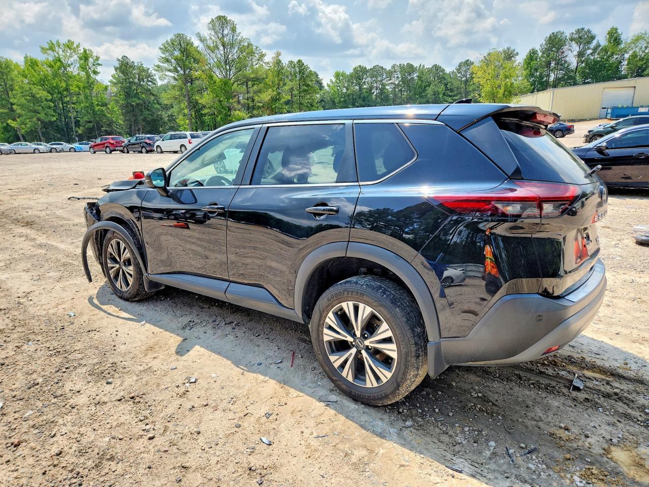 2022 Nissan Rogue Sv - Фото 2