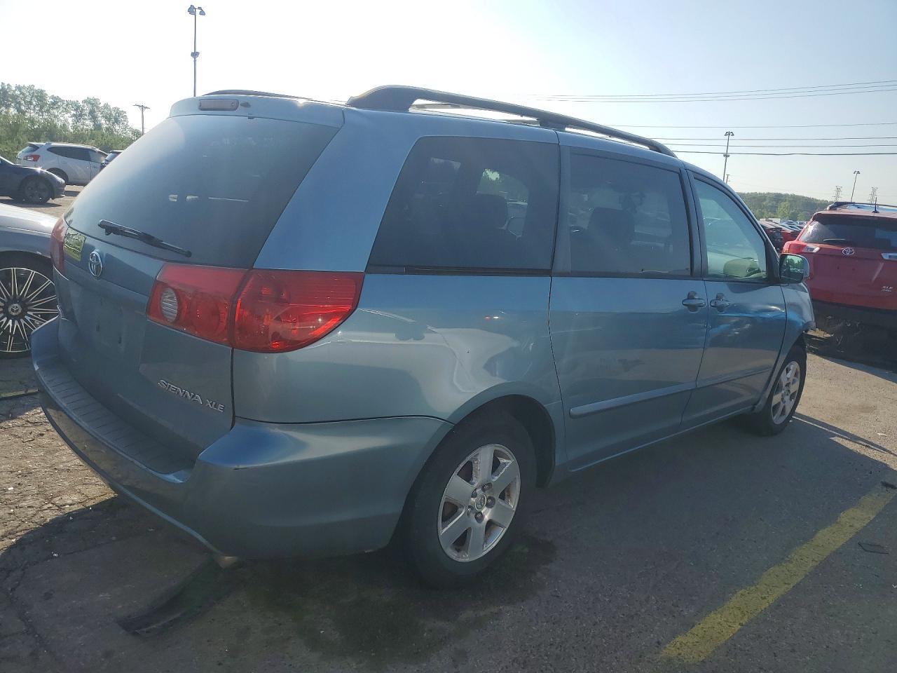 2006 Toyota Sienna Xle 7 Passenger - Фото 3