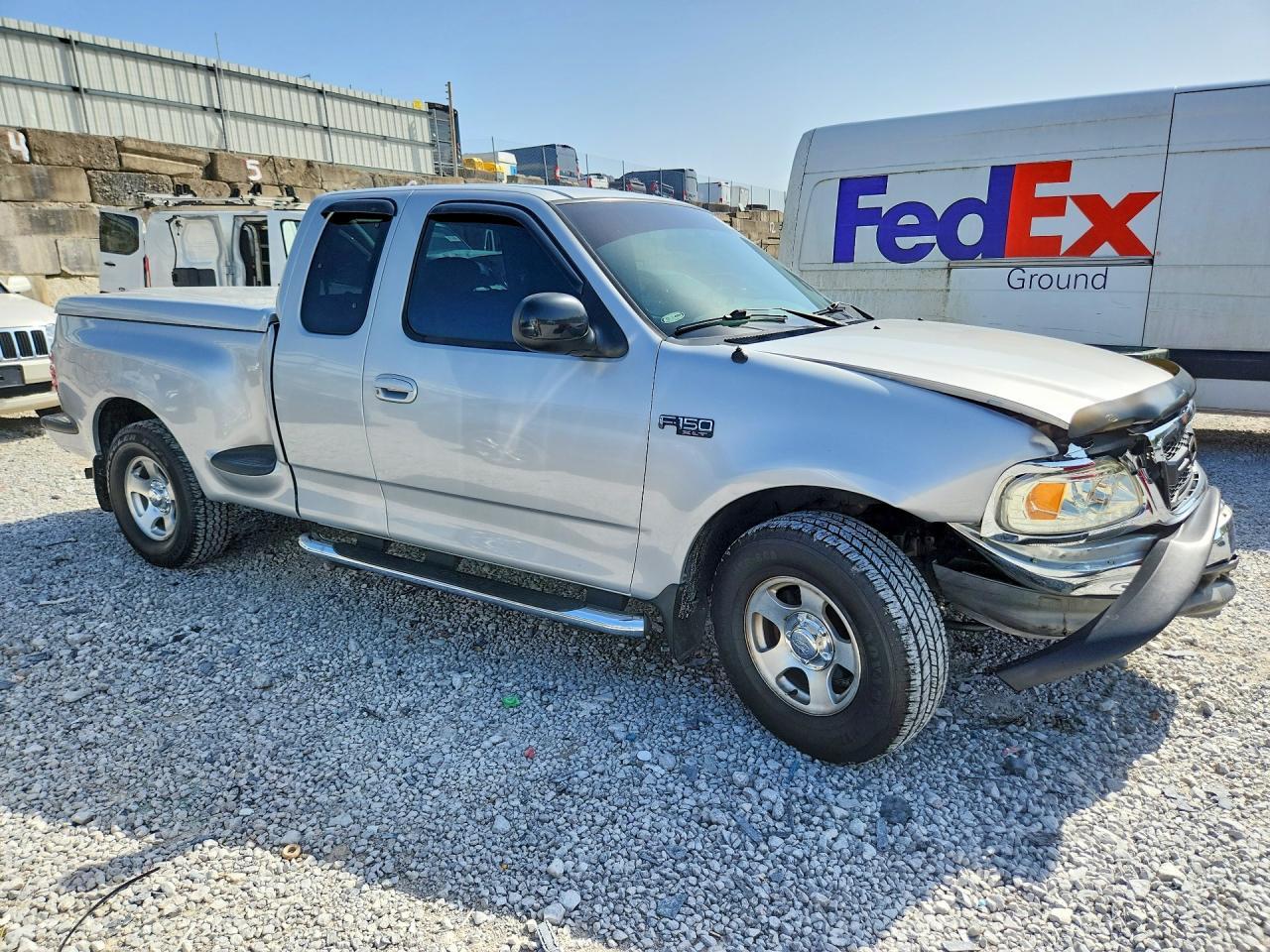2003 Ford 150 - Фото 4