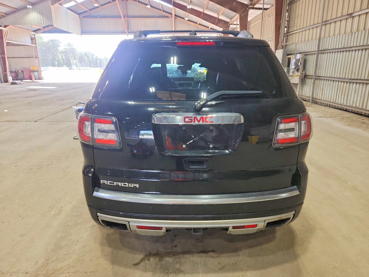 2016 GMC Acadia Denali - Фото 6