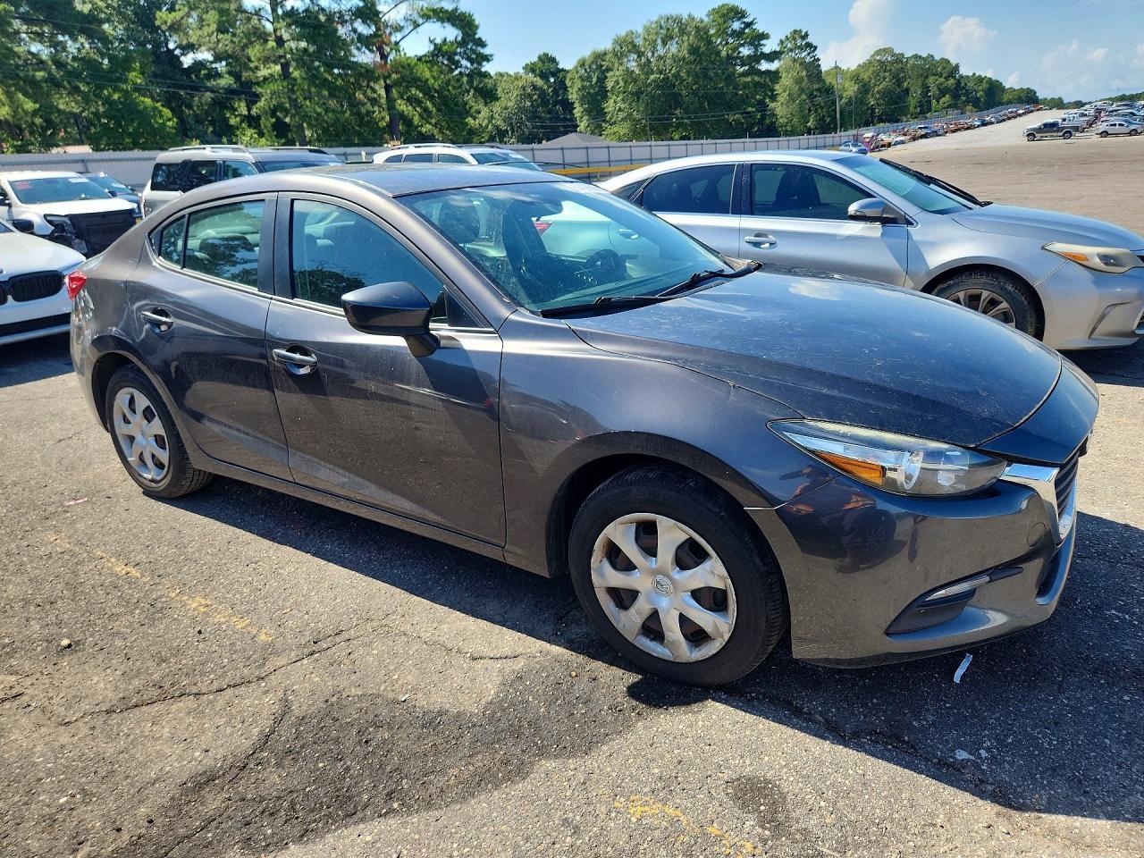 2017 Mazda 3 Sport - Image 4