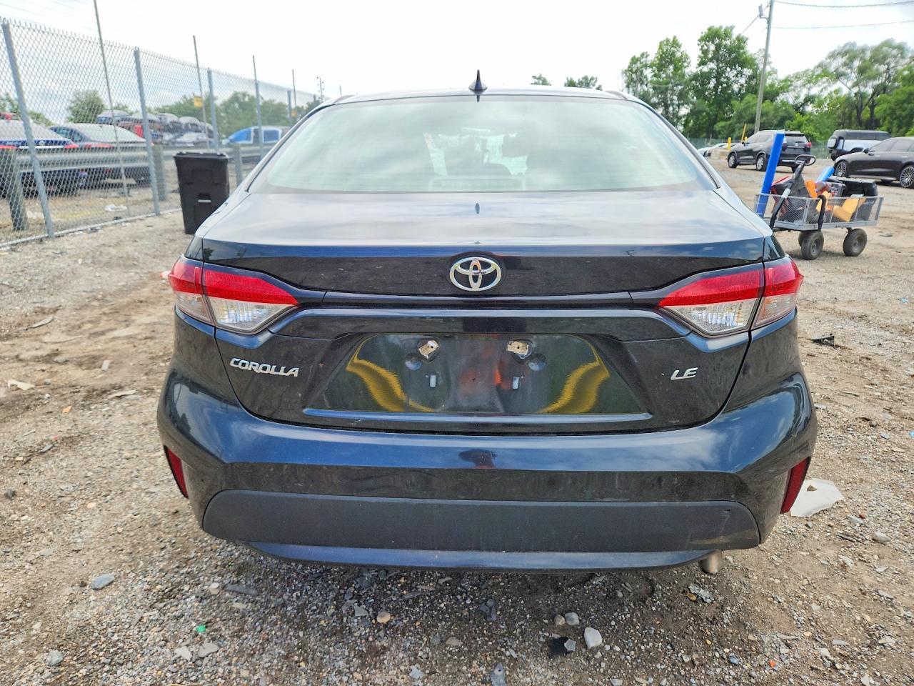 2021 Toyota Corolla Le - Image 6