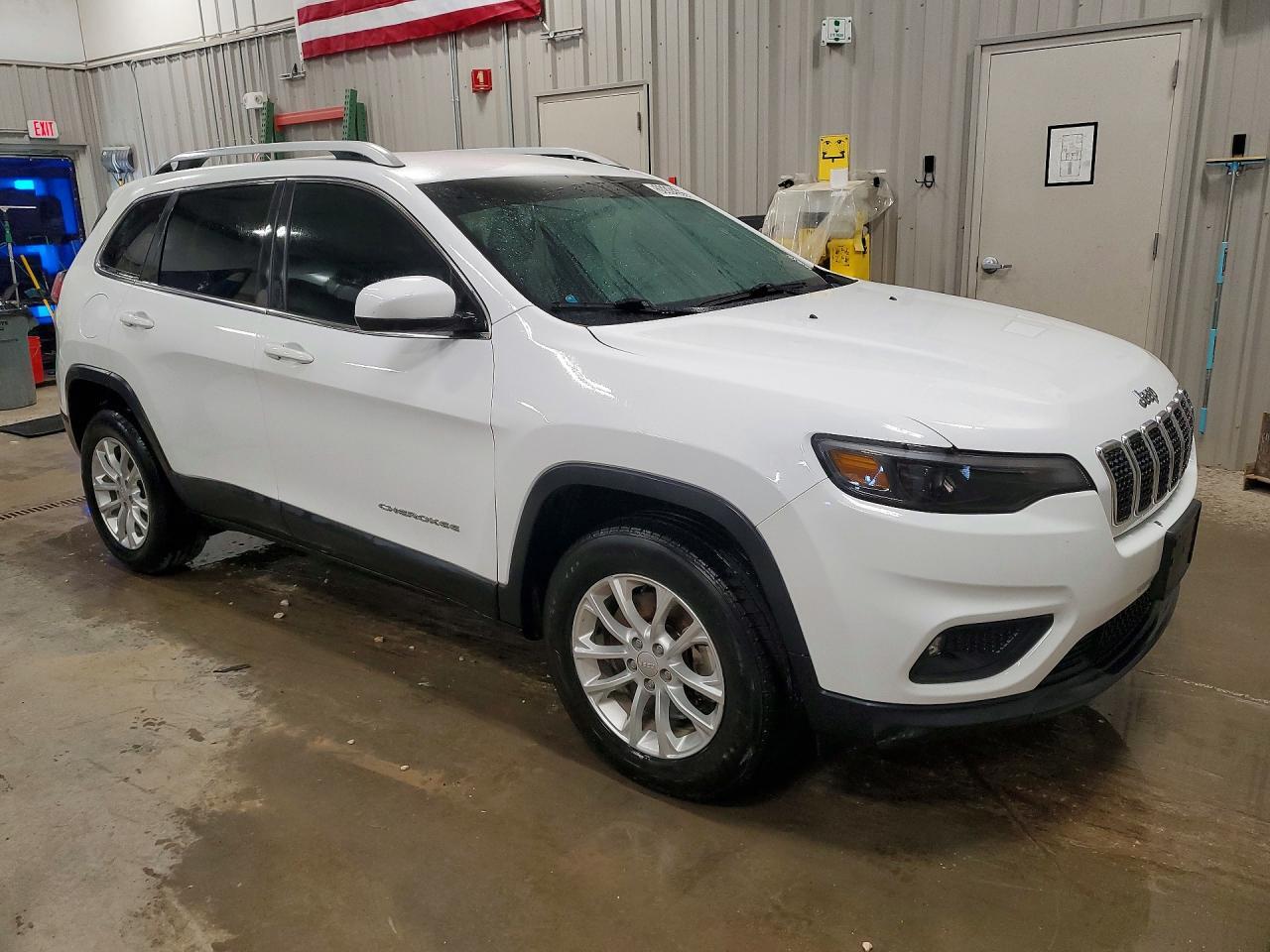 2019 Jeep Cherokee Latitude - Image 4