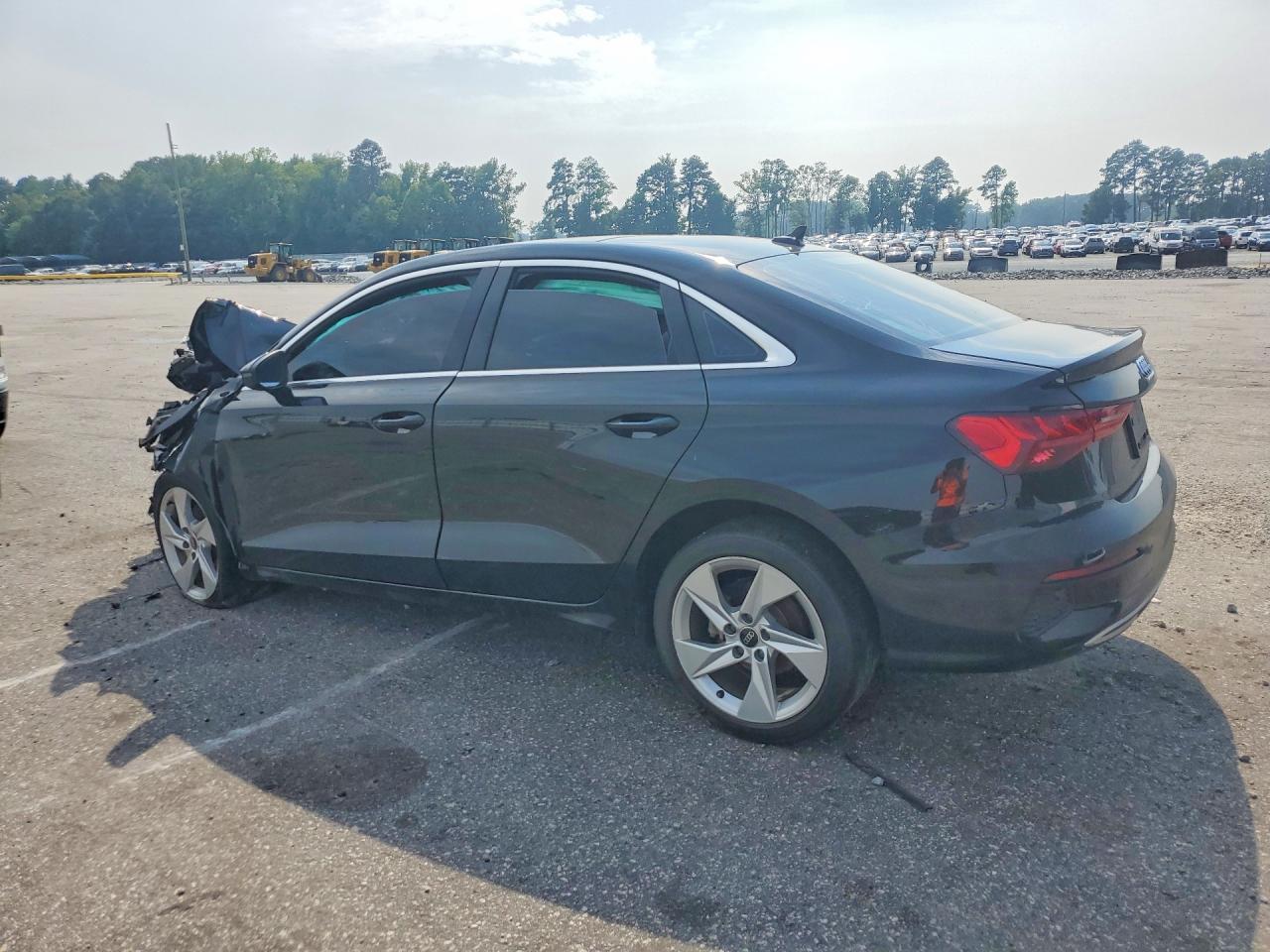 2022 Audi A3 Premium - Фото 2