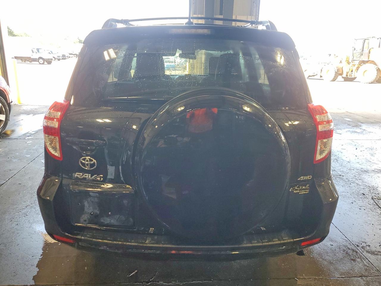 2011 Toyota Rav4 Base - Фото 6