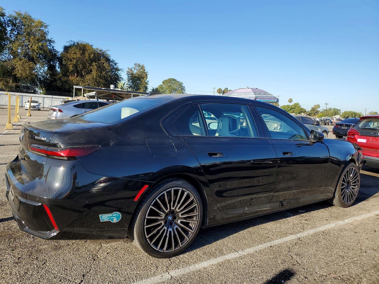 2024 BMW I7 Edrive50 - Фото 3