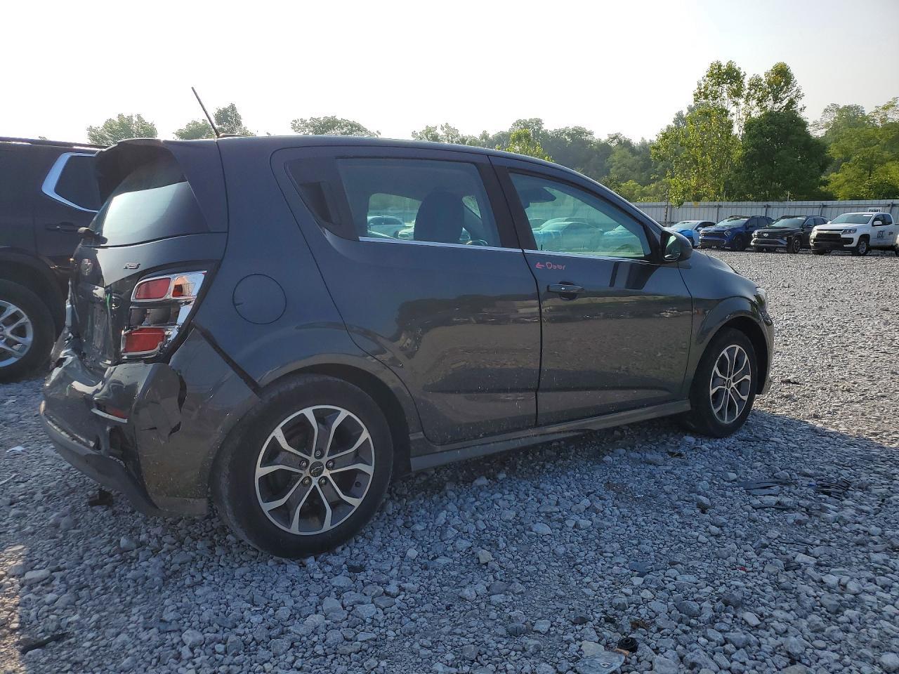 2019 Chevrolet Sonic Lt - Фото 3