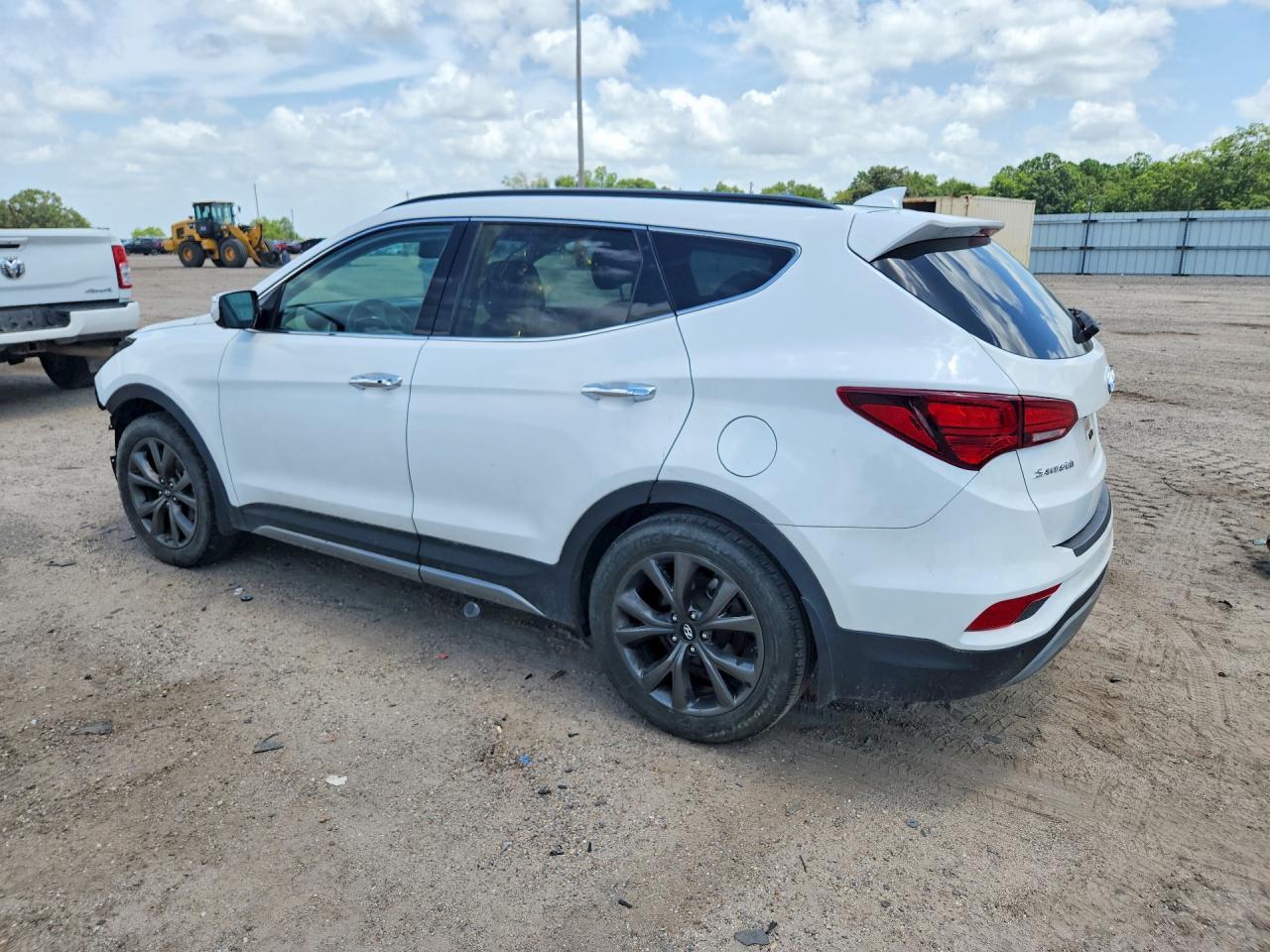 2018 Hyundai Santa Fe Sport 2.0T Ultimate - Image 2