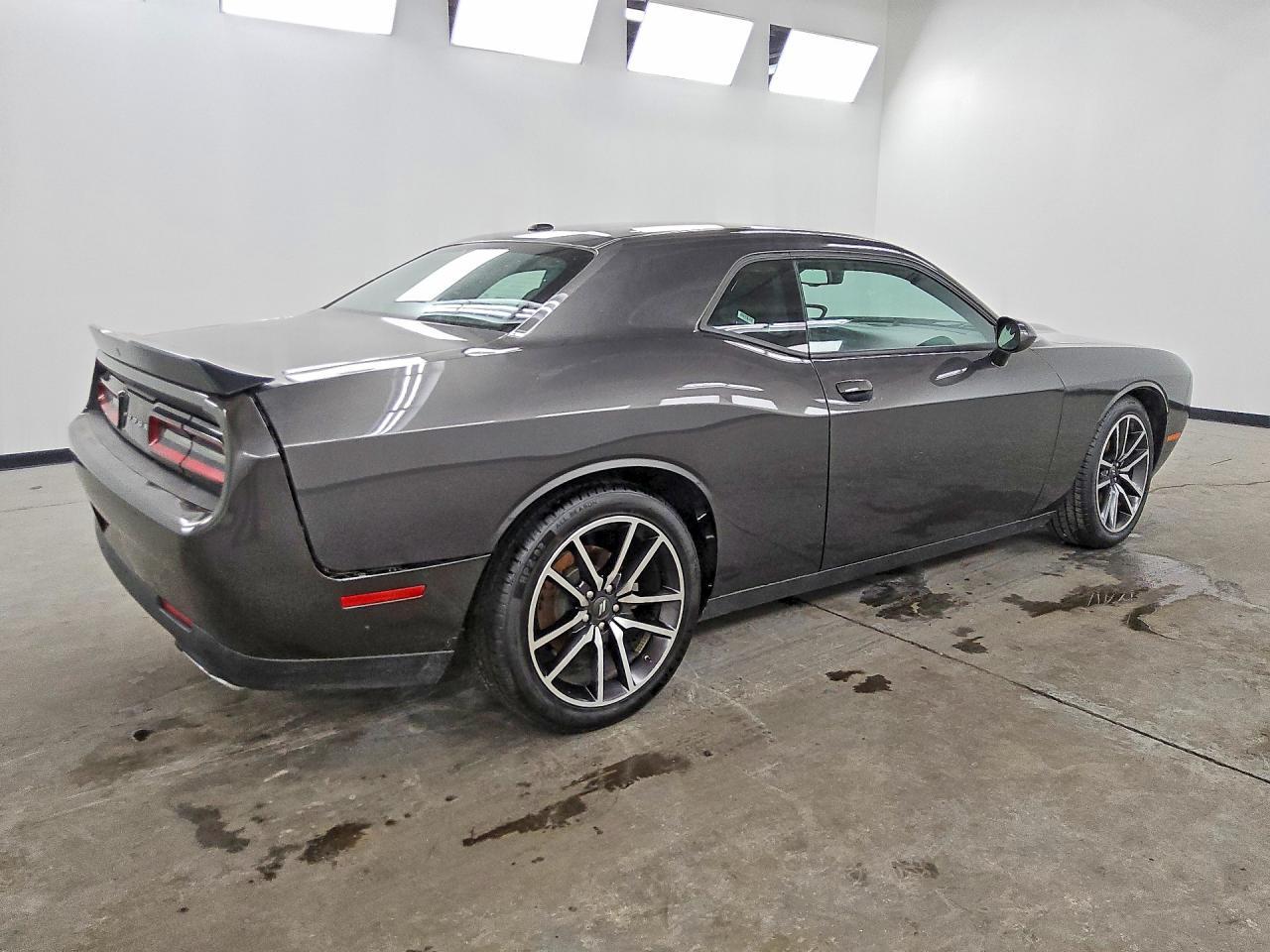2023 Dodge Challenger R/T - Image 3