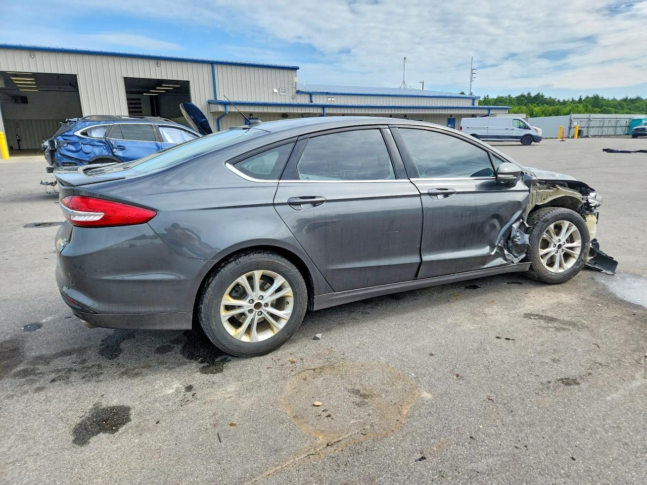 2017 Ford Fusion Se - Фото 3
