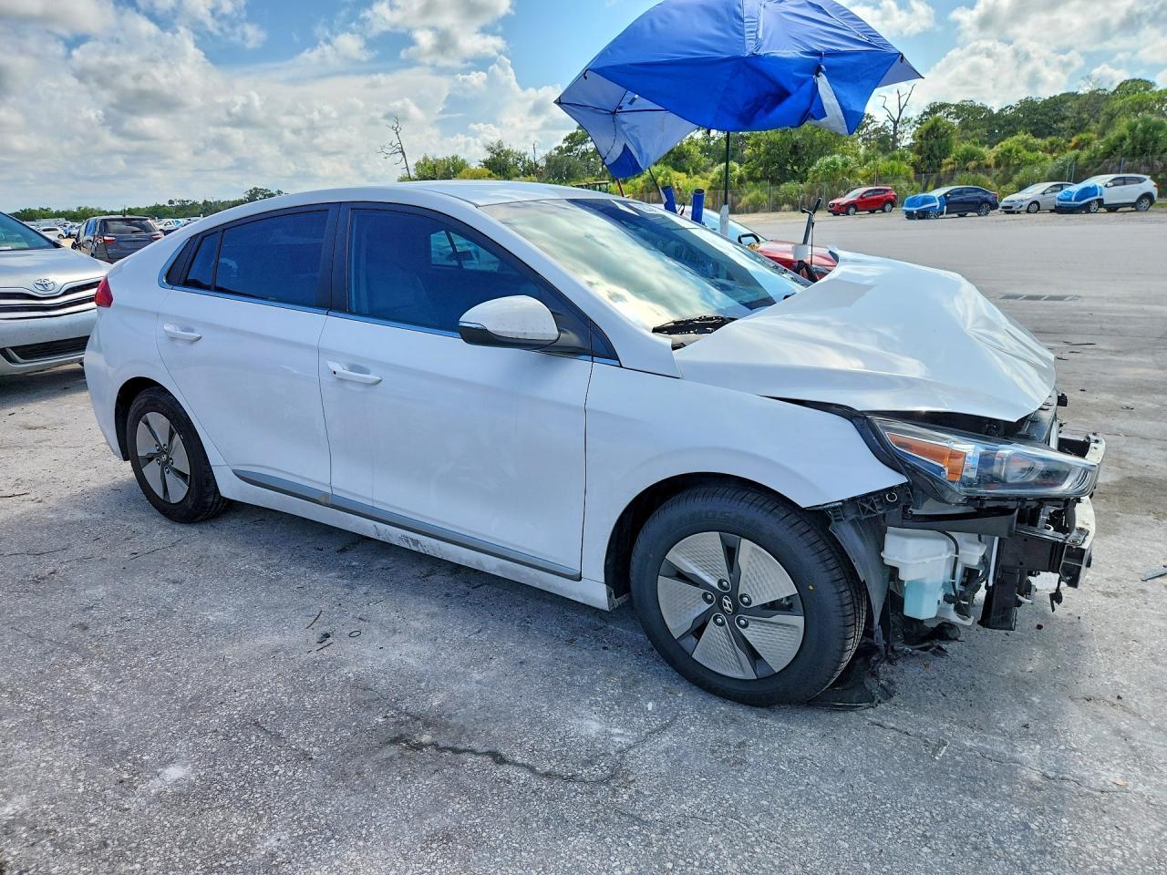 2021 Hyundai Ioniq Se - Фото 4