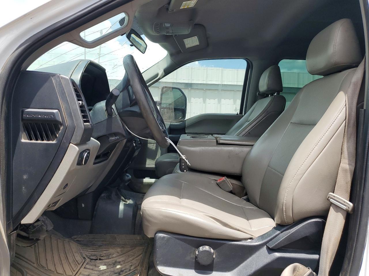 2017 Ford F250 Super Duty - Фото 7