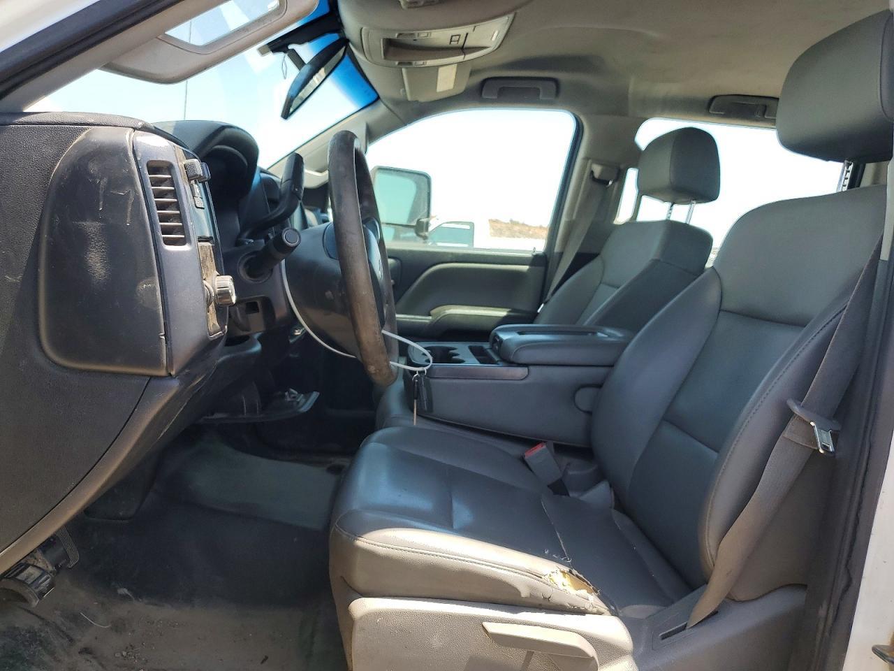 2015 Chevrolet Silverado C3500 - Фото 7