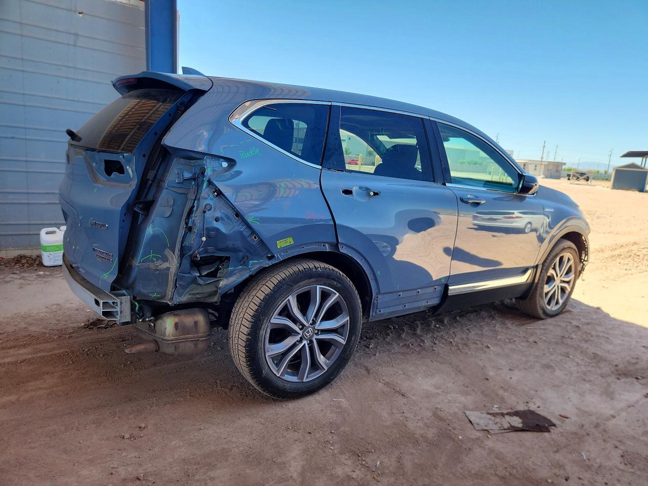 2022 Honda Cr-V Touring - Image 3