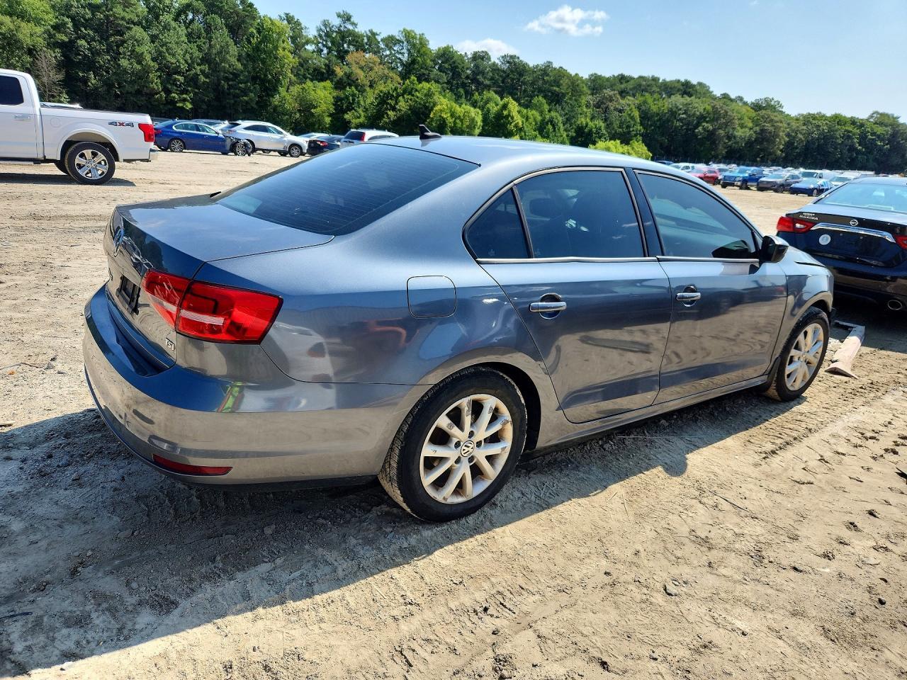 2015 Volkswagen Jetta Se - Фото 3