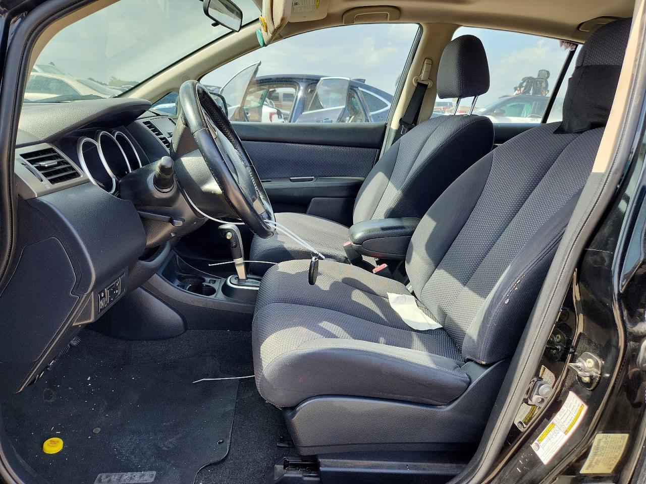 2007 Nissan Versa 1.8 S - Image 7